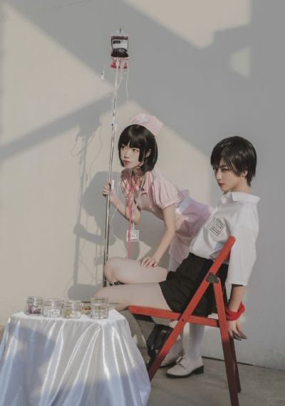 艾曼妞_BD英语免费高清观看