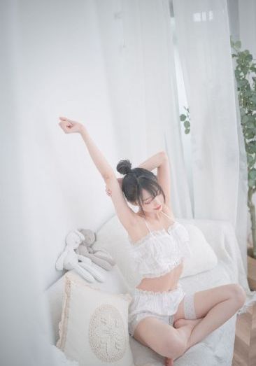 成人爱情偷拍视频在线观看_HD720P欧美电影在线